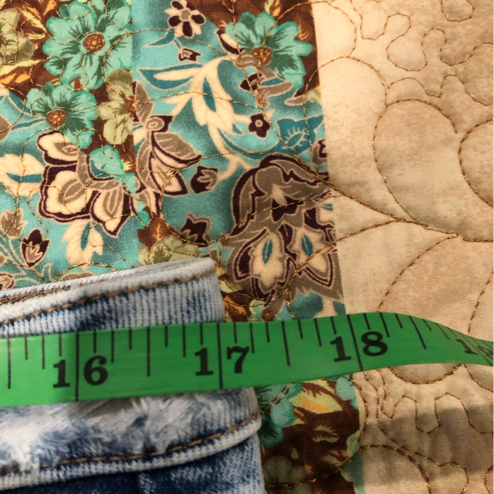 Vervet shorts size XL 13/14 high rise shorts - Picture 9 of 10